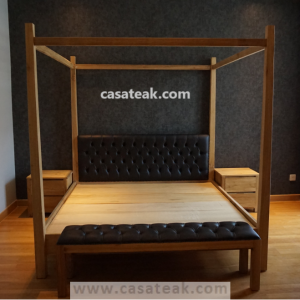 teak poster bed frame in Kl