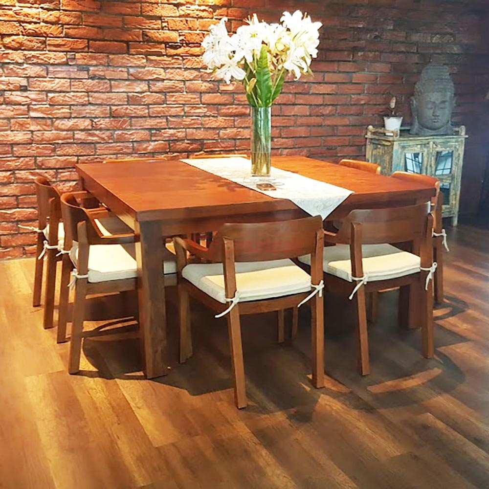 Square-Dining-Table-Ting