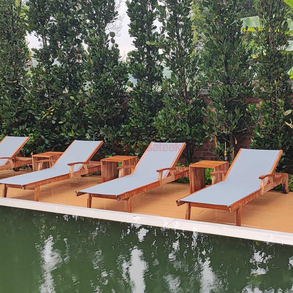 Teak Lounger with arm