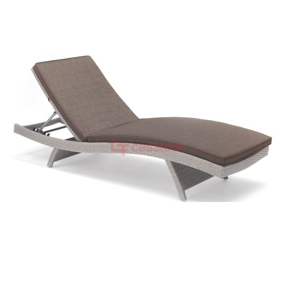 Wicker Stacking Lounger