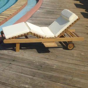 teak wood lounger, wooden lounger, lounger for pool side available in Casateak Malayisa